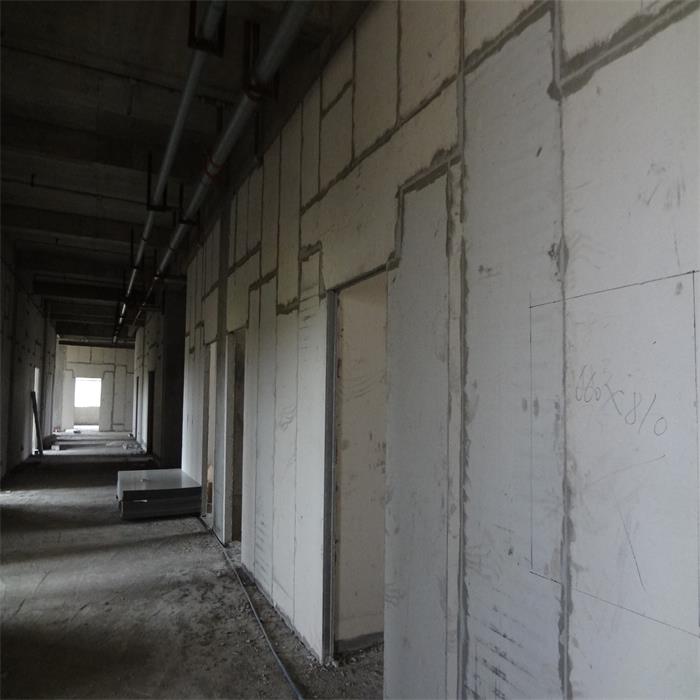 贛州某酒吧隔音輕質隔墻板安裝現場