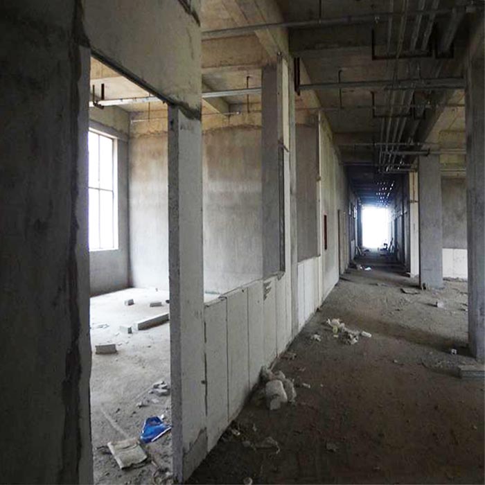 浙江紹興某小區改造使用裝配式隔墻板安裝現場