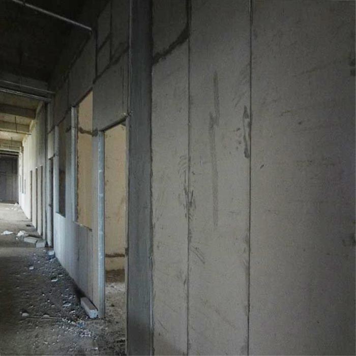 合肥某化工企業防水隔墻板的安裝現場